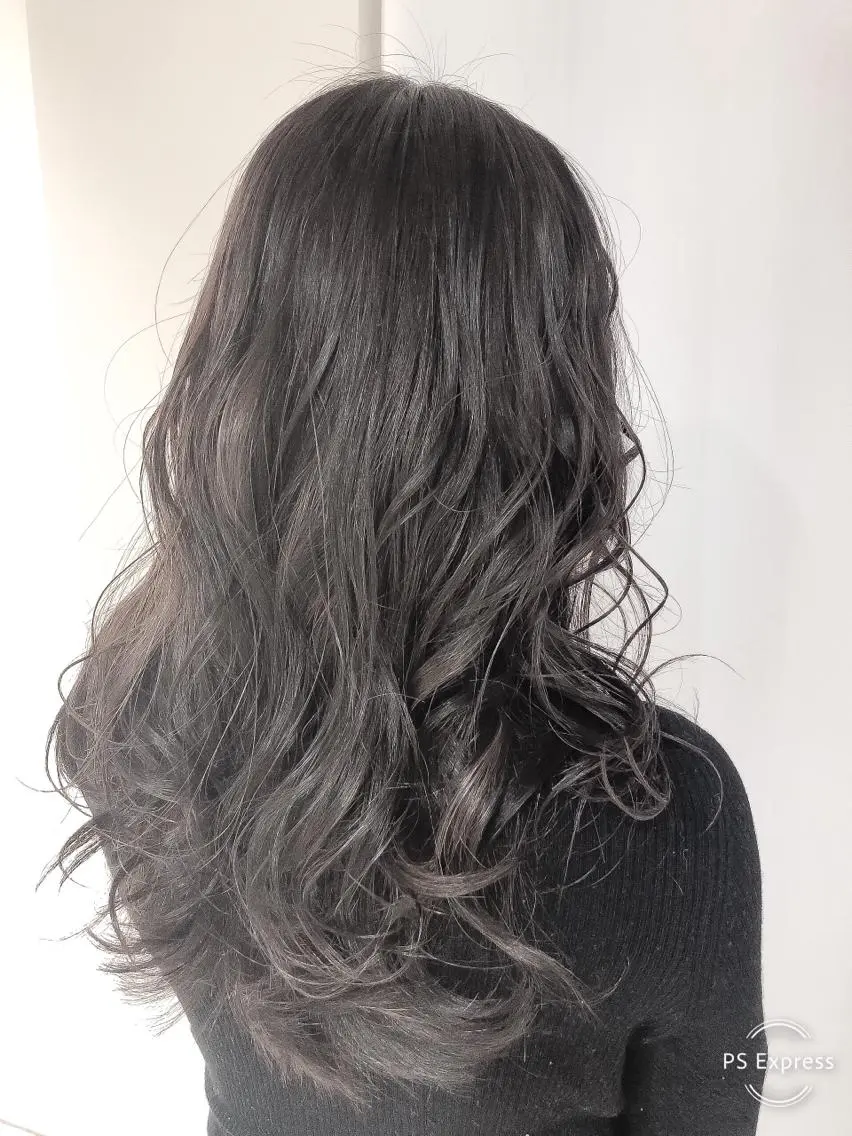 ロング カラー ヘアアレンジ グレージュ ハイライトカラー イルミナカラー ラベンダーカラー ラベンダーグレージュ カット ヘアカラー パーマ 縮毛矯正 トリートメント レイヤー×ヘッドスパ *保田遥*のヘアスタイル