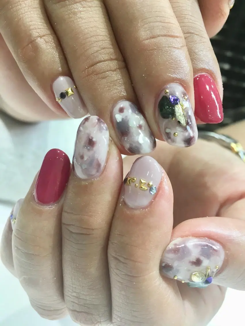 ネイル シンプルネイル 佐藤 まりえのネイルデザイン