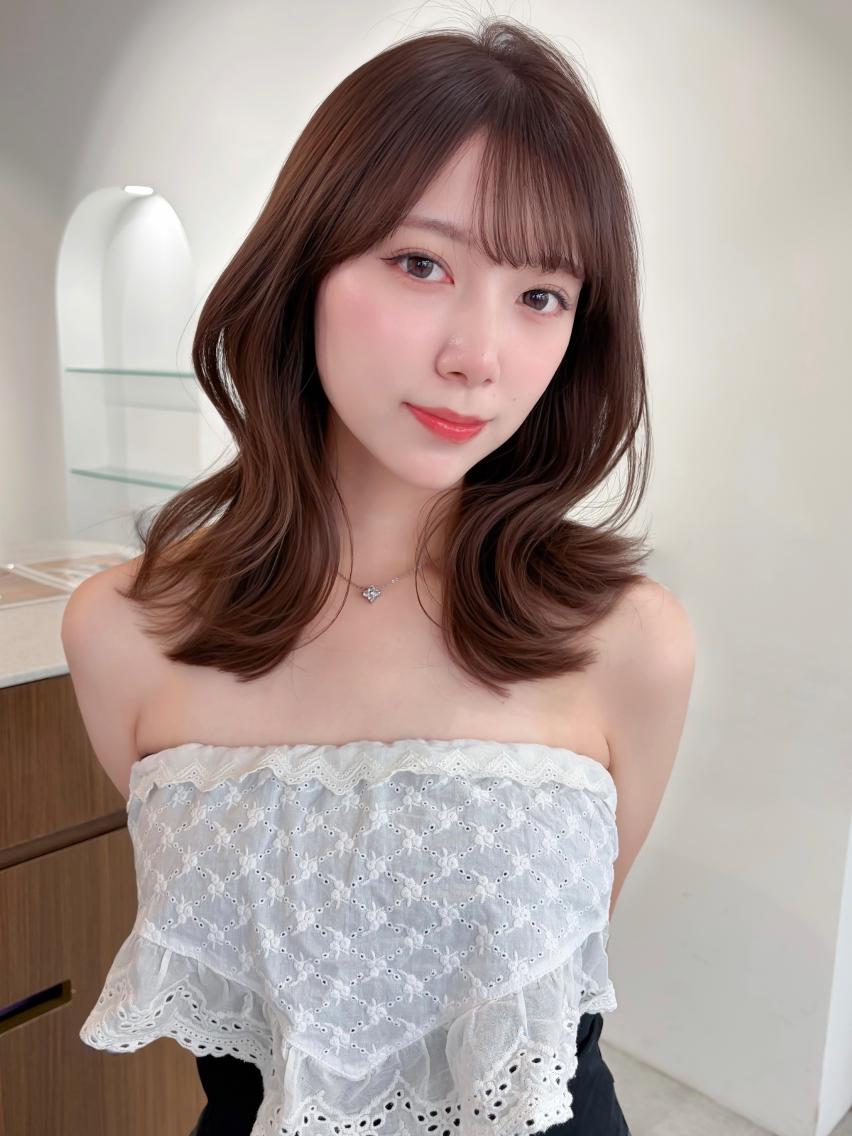 ミディアム カラー カット ヘアカラー 藤野 結衣のヘアスタイル