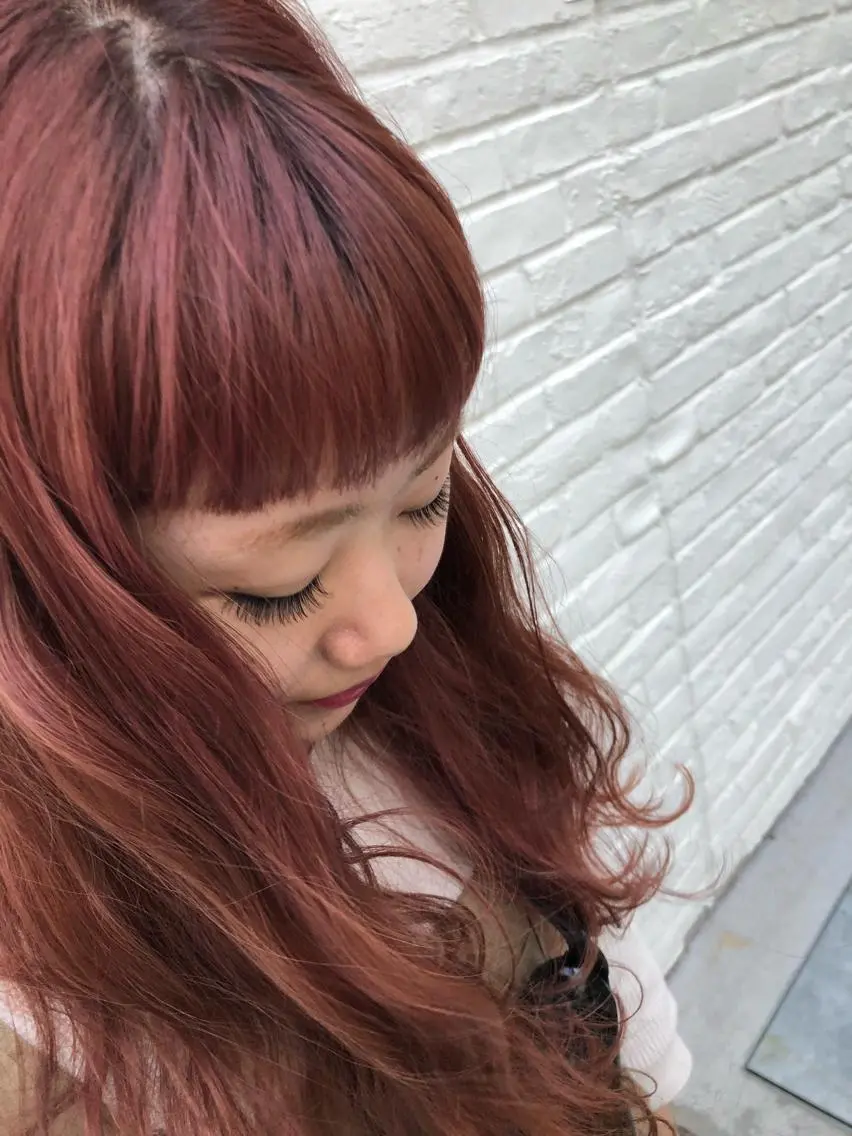 セミロング カラー ピンクカラー ニシオカ タクヤのヘアスタイル