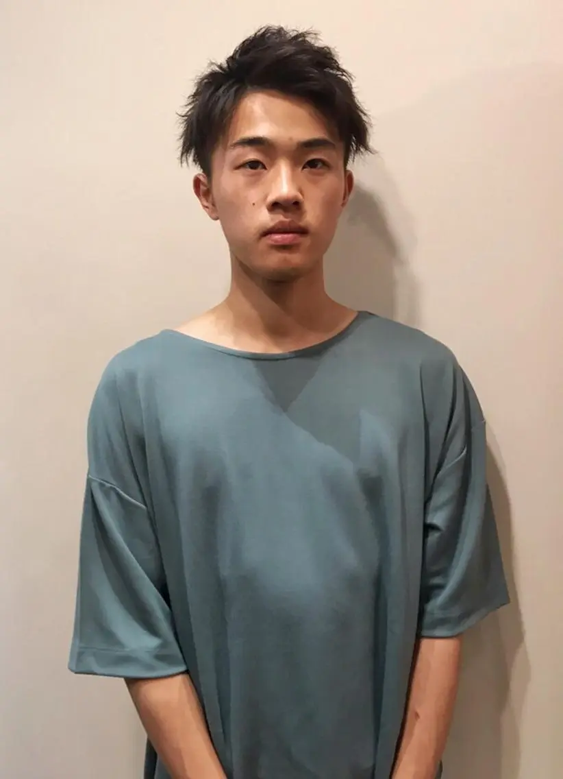 ショート パーマ メンズ メンズパーマ スパイラルパーマ 中村 梨沙のマツエク・マツパデザイン