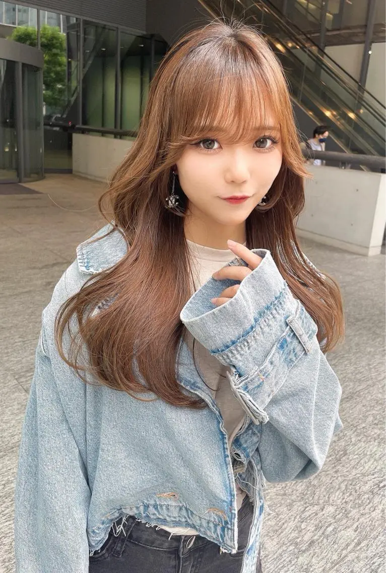 セミロング カラー ベージュカラー 黒髪 ブリーチ ブルーカラー ブルーブラック カット ヘアカラー トリートメント 木屋元一/透明感 /前髪/レイヤーのヘアスタイル