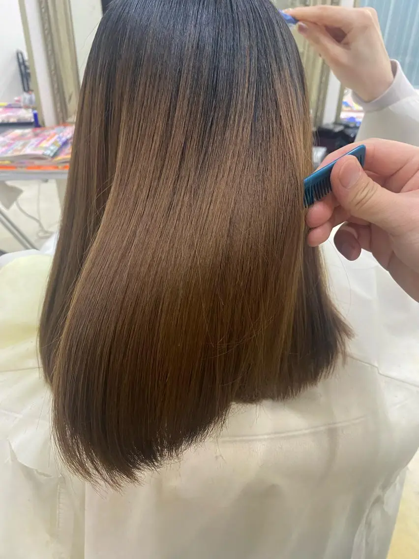 セミロング パーマ 縮毛矯正 トリートメント 羽澤 亨威【髪質改善】のヘアスタイル