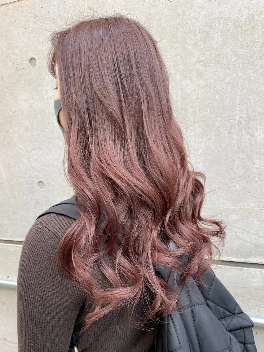 セミロング カラー ベージュカラー ピンクカラー ピンクベージュ 【透明感、艶髪】西村 有司のヘアスタイル