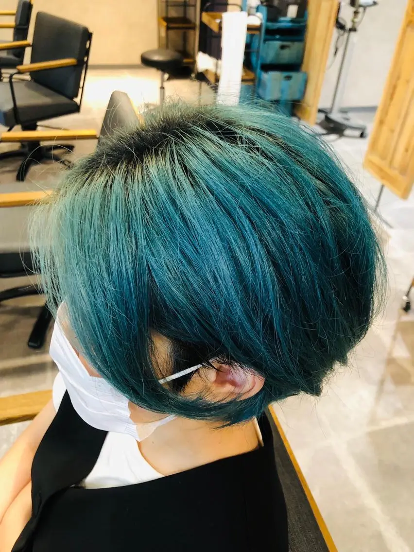 カラー ブリーチ ブルーカラー ✨透明感カラー ✨カイトのヘアスタイル