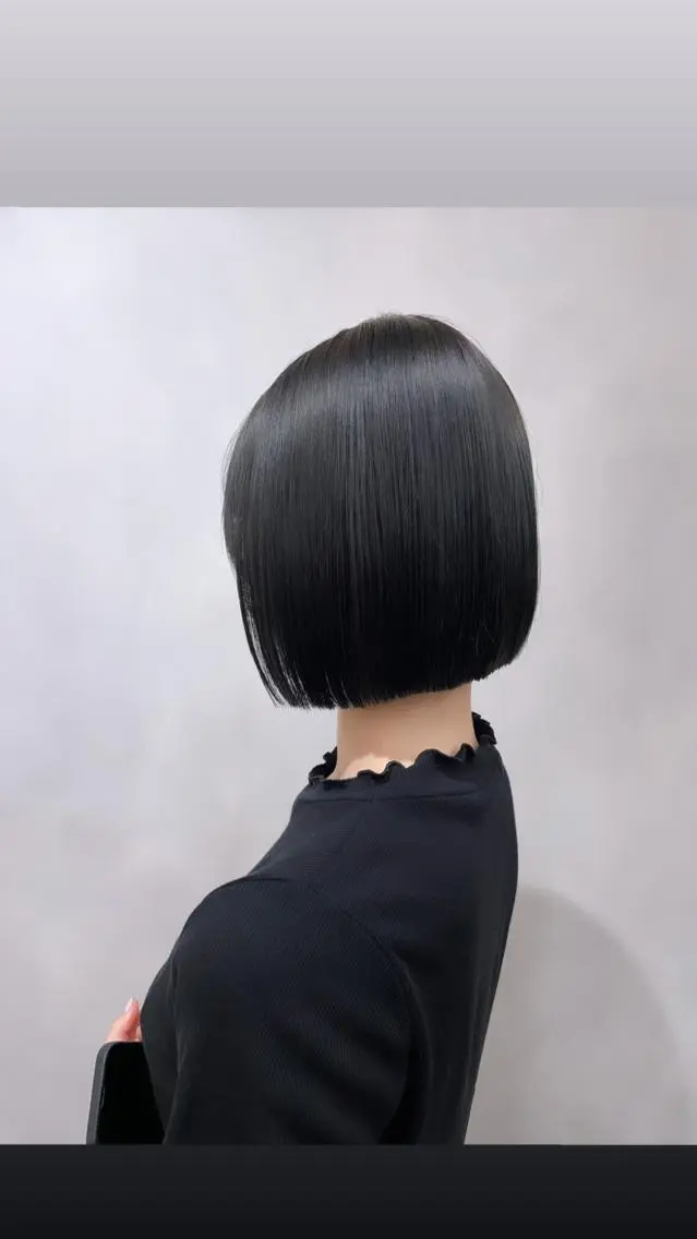 ショート カラー 切りっぱなしボブ 黒髪 ダークグレー ボブ カット ヘアカラー トリートメント 🔷ダブルカラーハイ トーン🔷櫻井走のヘアスタイル