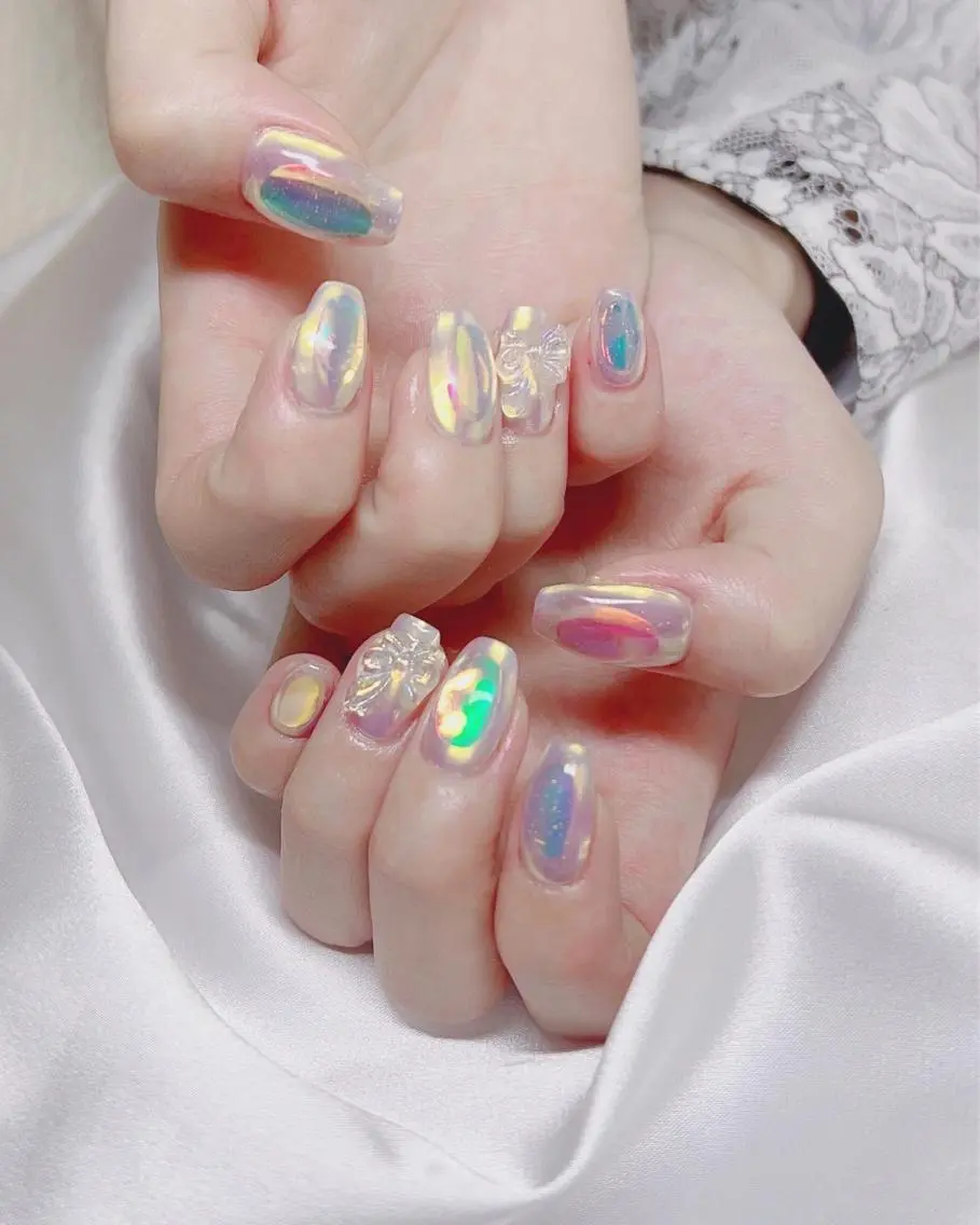 ネイル オーロラネイル フレンチネイル ジェルネイル 韓国ネイル マグネットネイル ハンドネイル ハンドケア 【ENサロン】 Rei🎀Nailのネイルデザイン