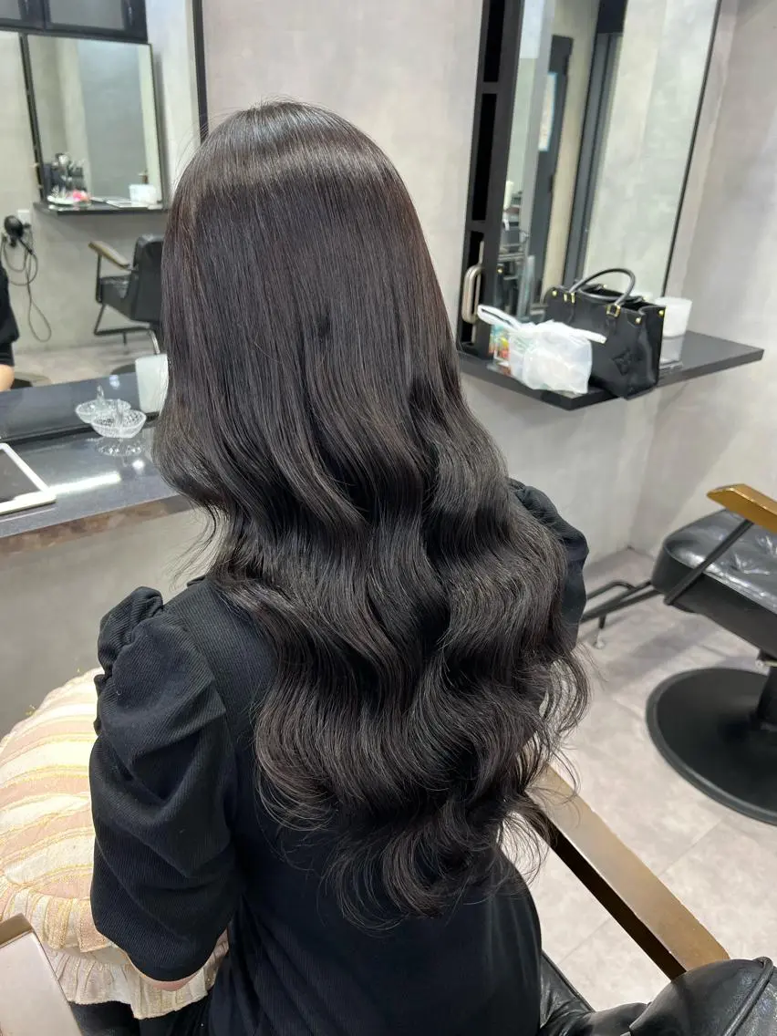 ロング カラー ヘアアレンジ シールエクステ アッシュ バレイヤージュ ベージュカラー ブリーチ カット エクステ ar+ ❤︎ maiのヘアスタイル