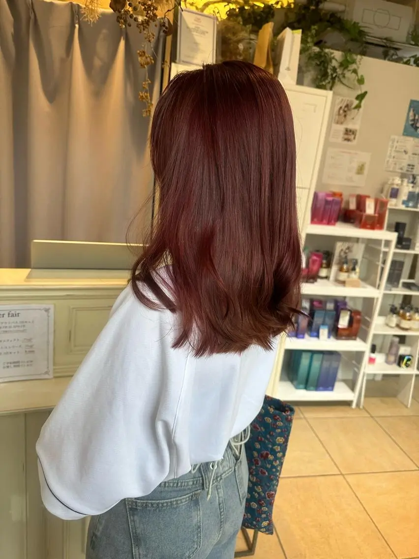セミロング ピンクブラウン カット ヘアカラー トリートメント ＨＩ ROのヘアスタイル