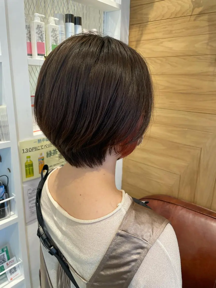 ショート カラー 鈴村 大介のヘアスタイル