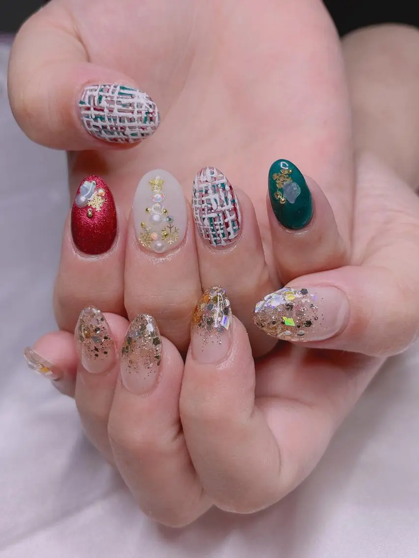 ネイル 冬ネイル クリスマス ジョリ kasumi🌹💅のネイルデザイン
