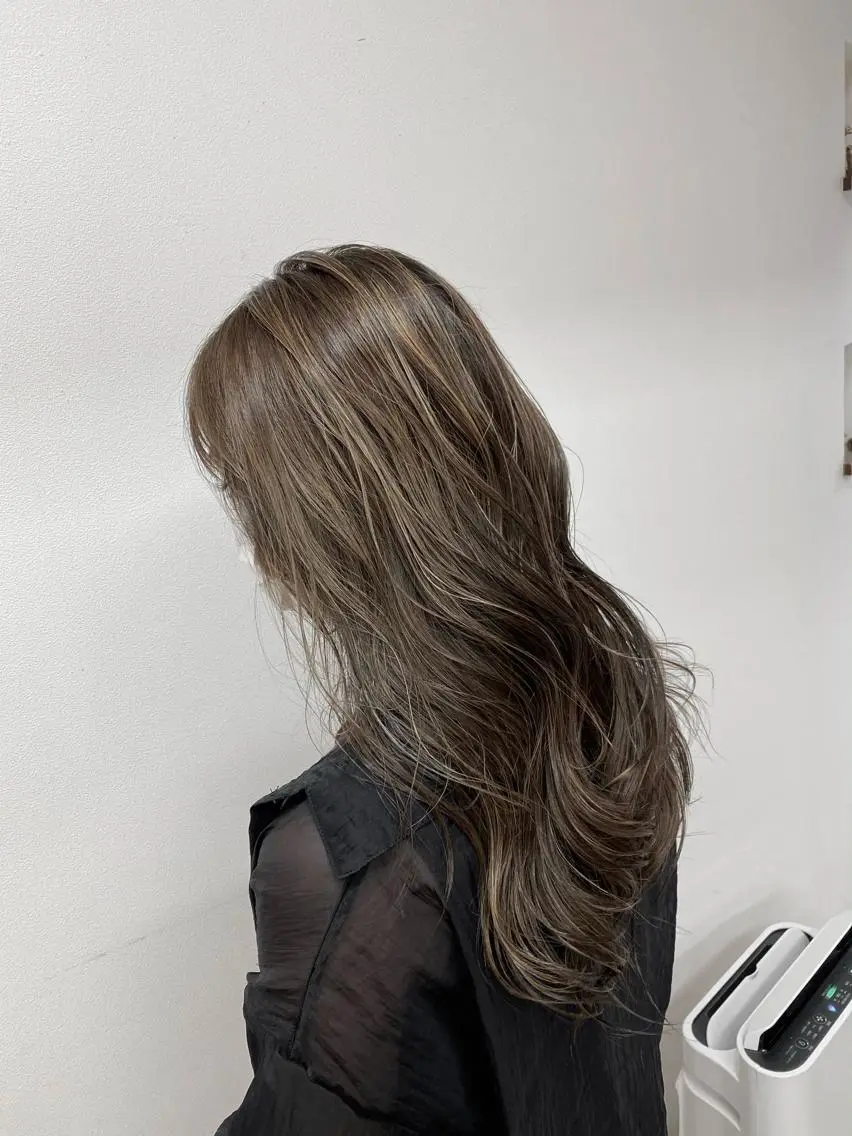 ロング AKI💛 すみれのマツエク・マツパデザイン