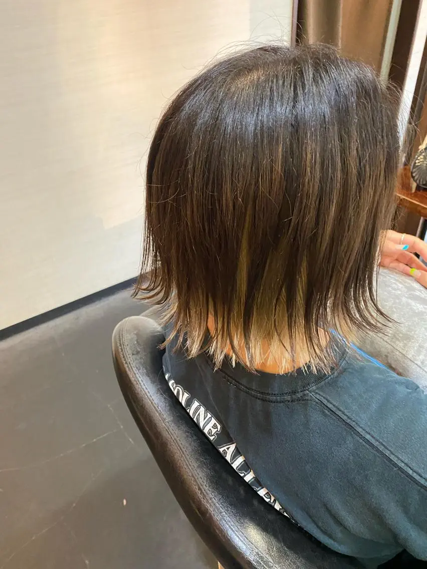 ショート 外ハネヘア カット 大野 桃果🐸のヘアスタイル