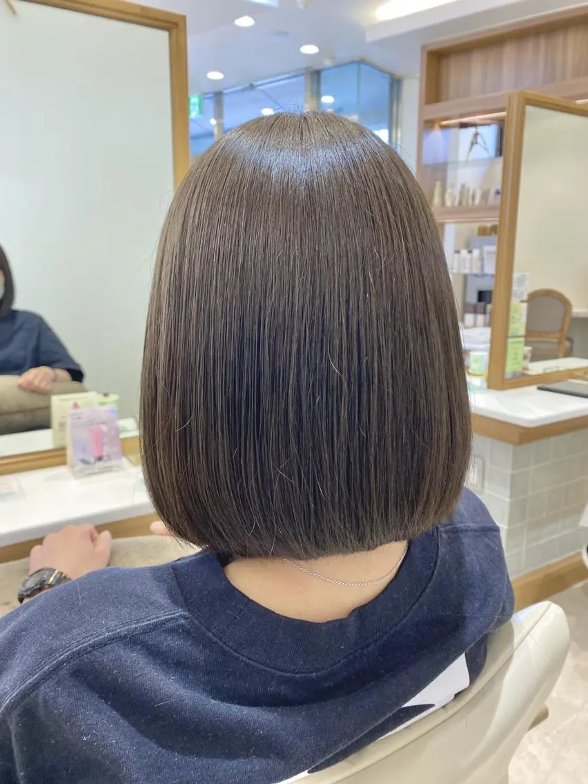 ショート カラー 透明感カラー ボブ 透明感カラー 田中 有乃のヘアスタイル