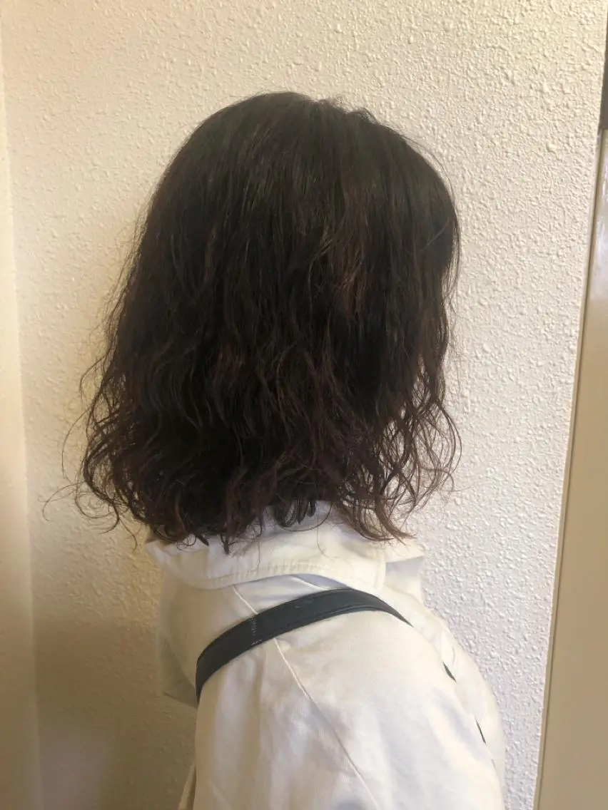 ミディアム カラー パーマ 韓国艶カラー🇰🇷 DISCO💙のヘアスタイル