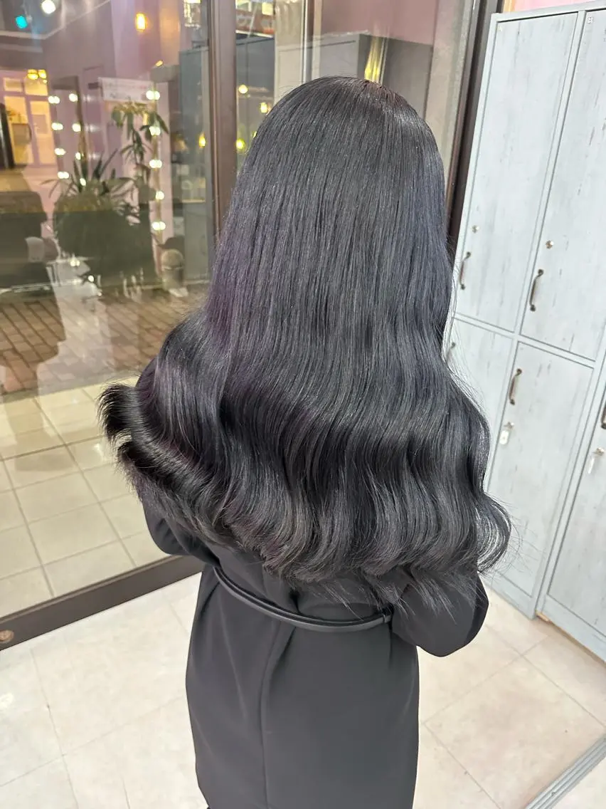 ロング カラー ブリーチ特化🌈 MANATOのヘアスタイル