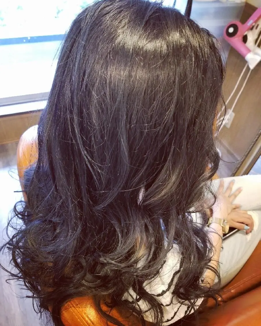 カラー ロング アディクシーカラー ブリーチ ブルーカラー 外国人風カラー トリートメント リラク spa hair ark 富井直美のヘアスタイル