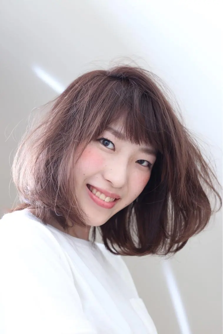 ミディアム カラー ボブ タジマ ヤスヒサのヘアスタイル