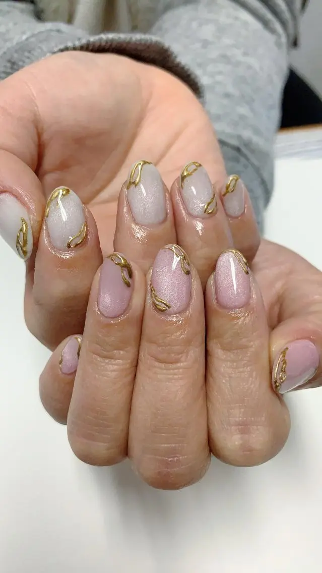 ネイル マグネットネイル むねいる nail salonのネイルデザイン
