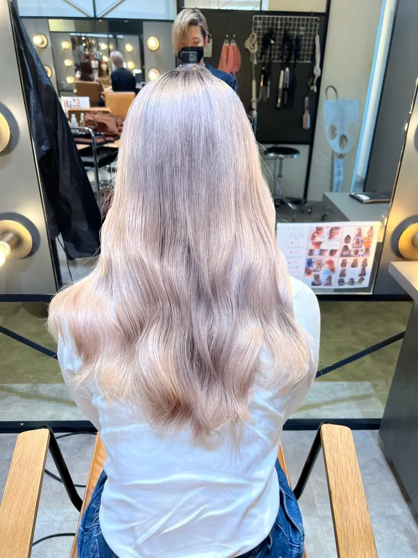 ロング カラー ブリーチ 髪質改善ストレート Kantaのヘアスタイル