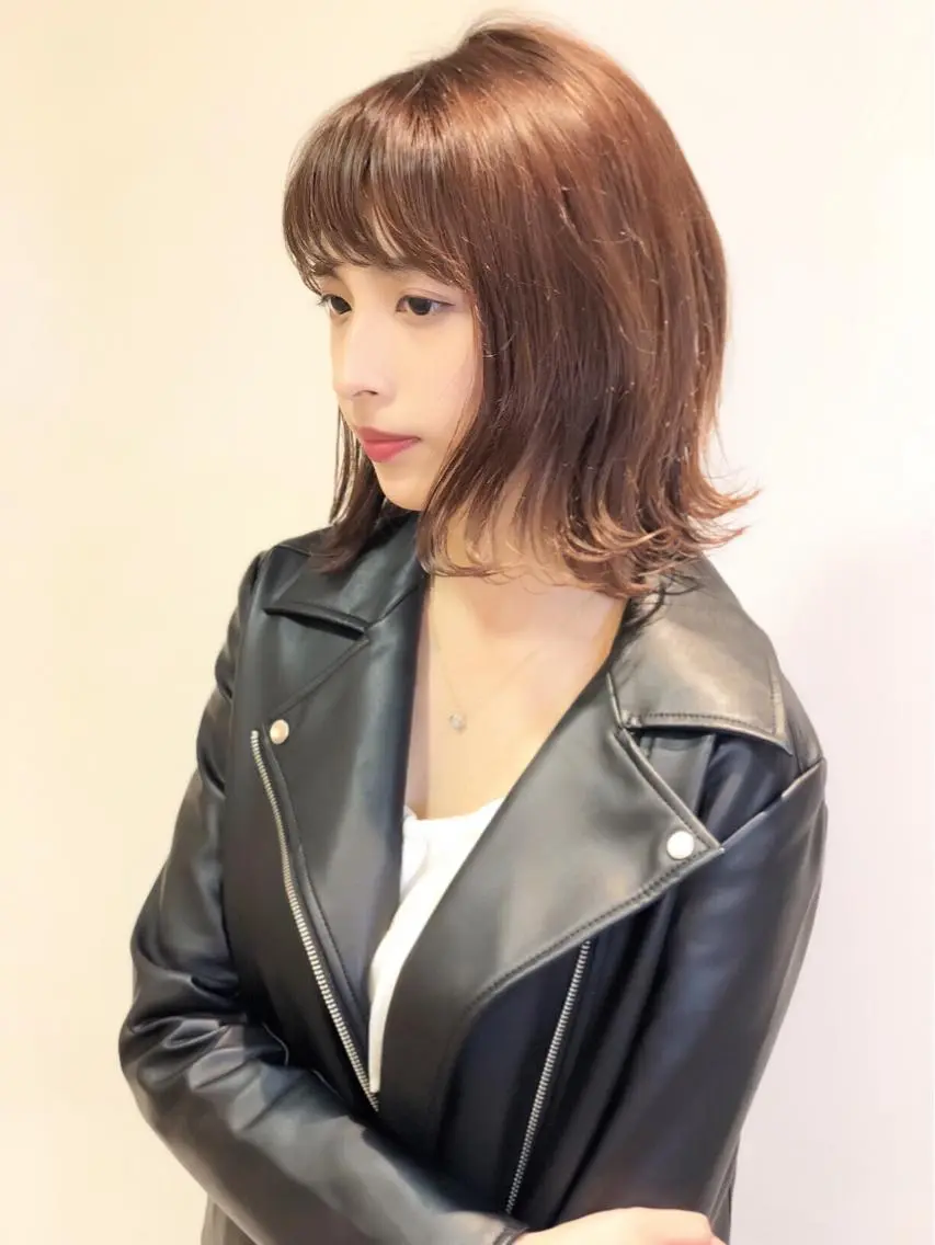 ショート カラー ベージュカラー ピンクカラー ピンクベージュ ボブ 外ハネヘア ディレクター ノナカのヘアスタイル