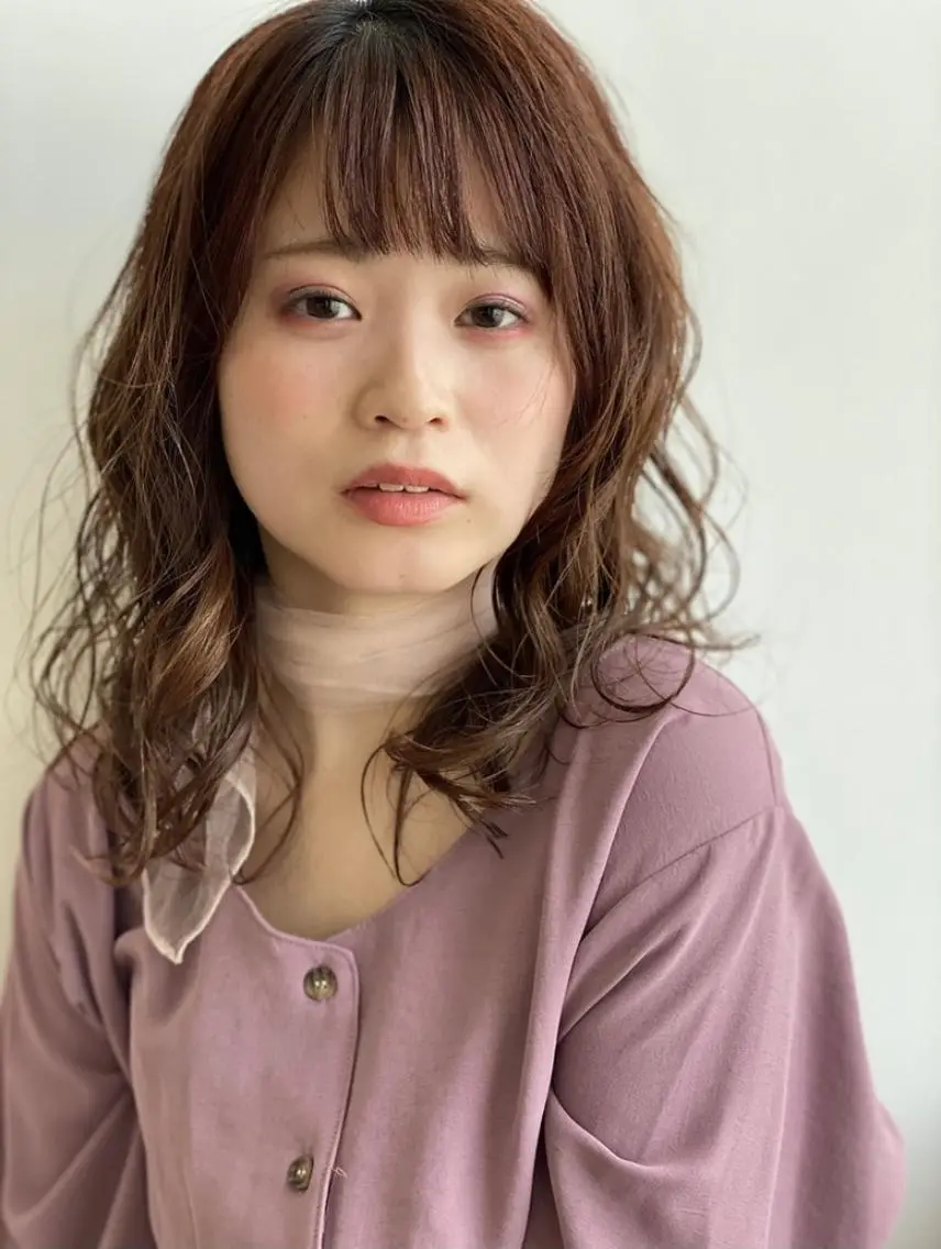 セミロング カット パーマ NATUREL 本田風のヘアスタイル
