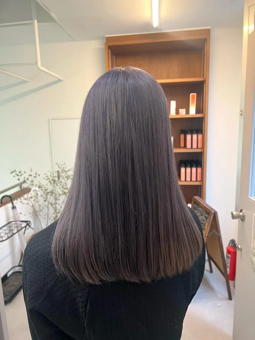 ロング カラー ブリーチ カット ヘアカラー Ami ケアブリーチ/表参道のヘアスタイル