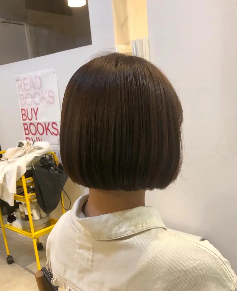 ショート ボブ 竹内 絢香のヘアスタイル