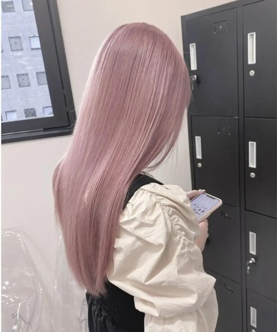 セミロング カラー ヘアカラー エクステ 韓国特化 BIZEのヘアスタイル