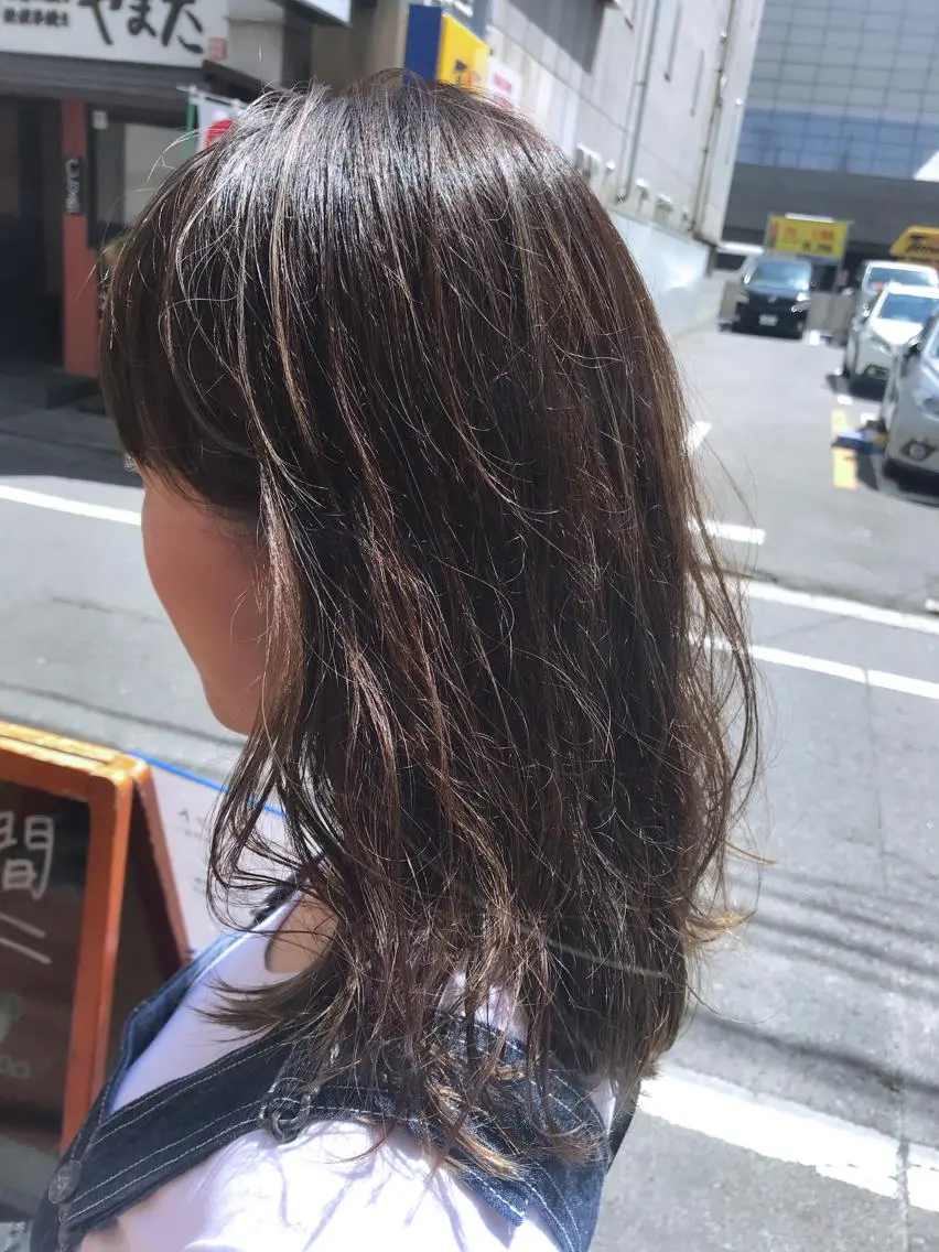 ミディアム ハイライト ヘアカラー トリートメント ayane⭐️ボブ・ ショート・パーマのヘアスタイル