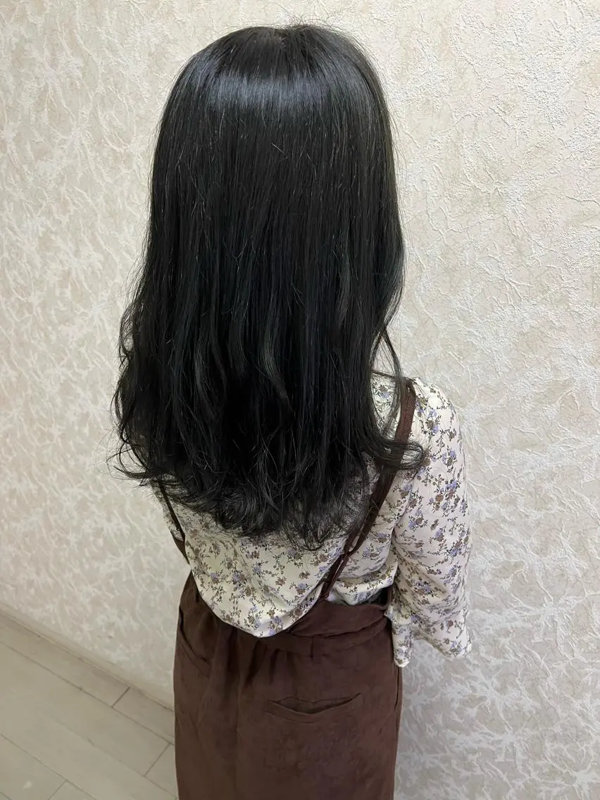 ロング カラー 透明感カラー グレージュ カーキグレージュ オレンジ カット ヘアカラー トリートメント ブリーチ/髪質改善/ レイヤー/YUTOのヘアスタイル