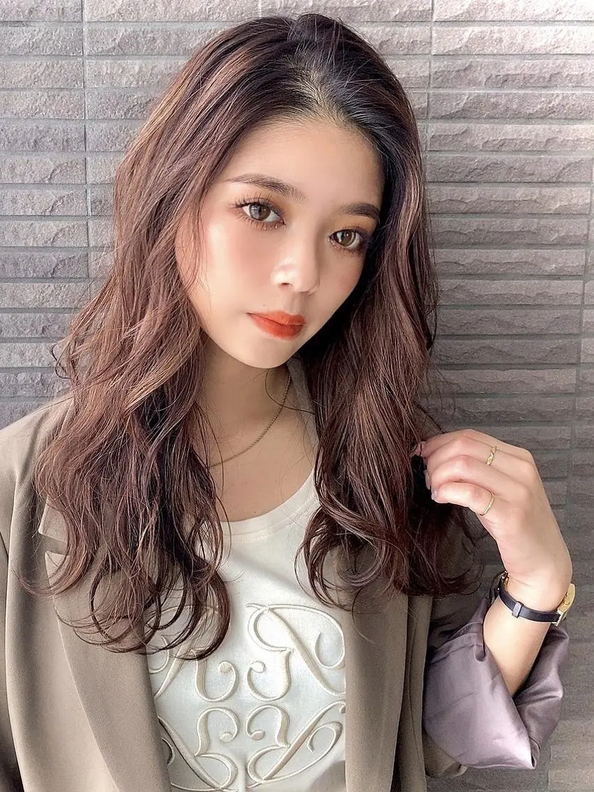 ロング AVANCE. 広島本通店のヘアスタイル