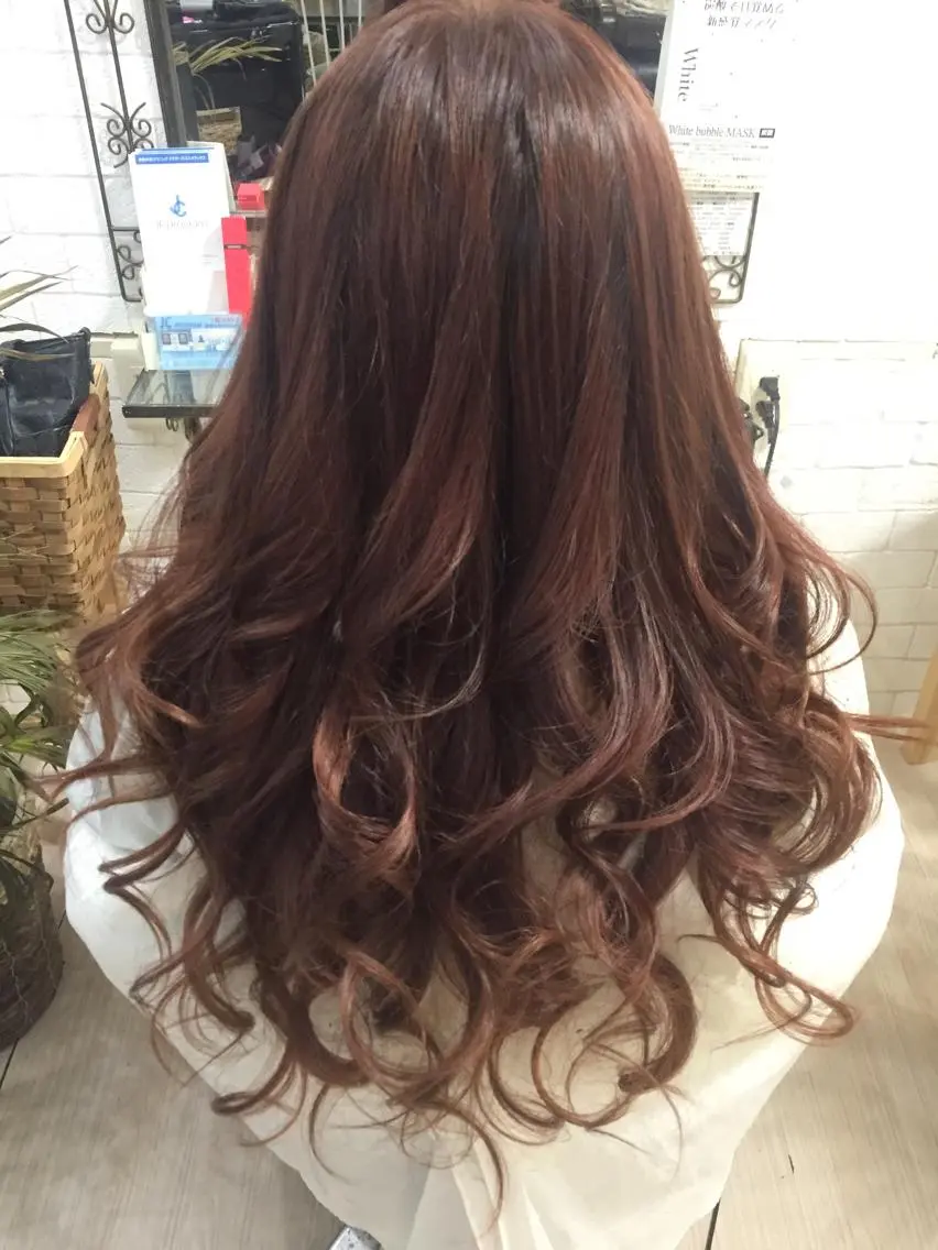 ロング カラー ヘアアレンジ ベージュカラー ピンクカラー ピンクベージュ GLOSS 心斎橋 山上のヘアスタイル