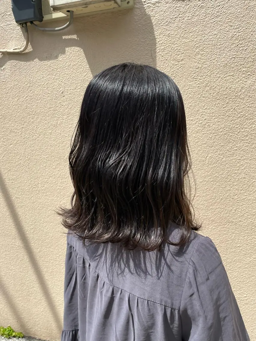 ミディアム カラー スガハラ アンナのヘアスタイル