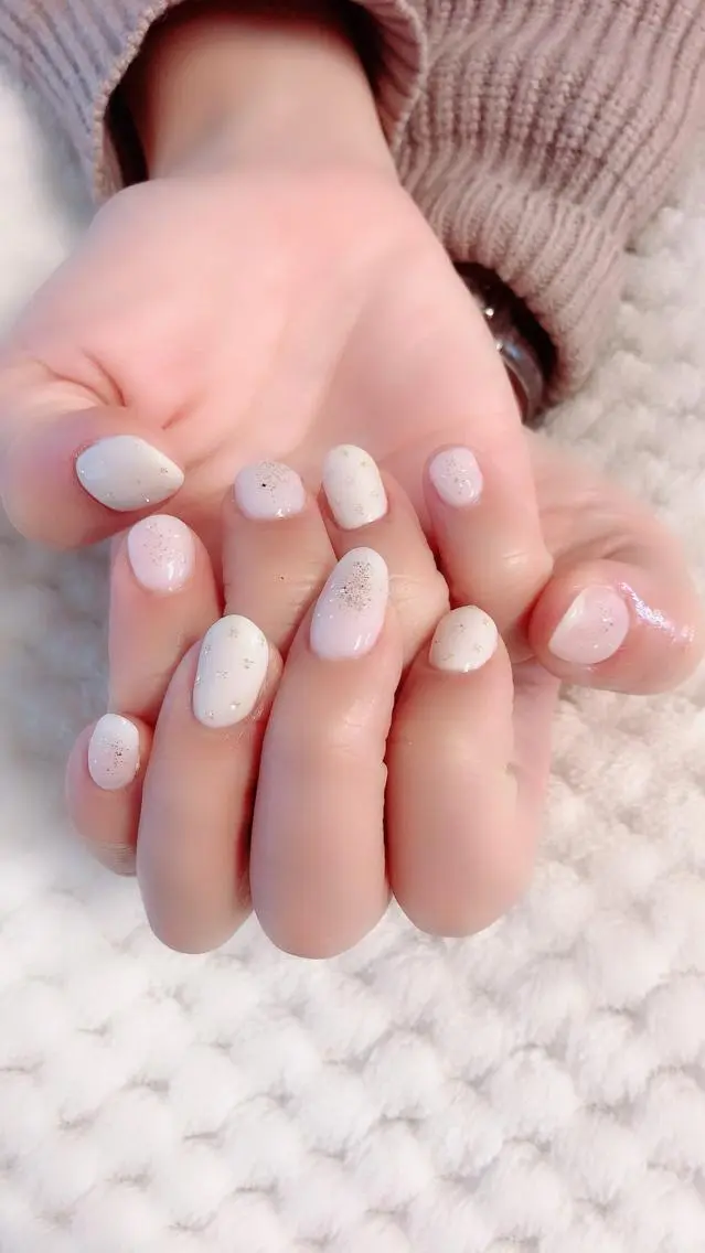 ネイル ドット ラメ(グリッター) オフィスネイル ono megumiのネイルデザイン