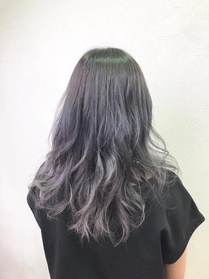 カラー 最高級エクステ /羽エクステ白石宇由のヘアスタイル