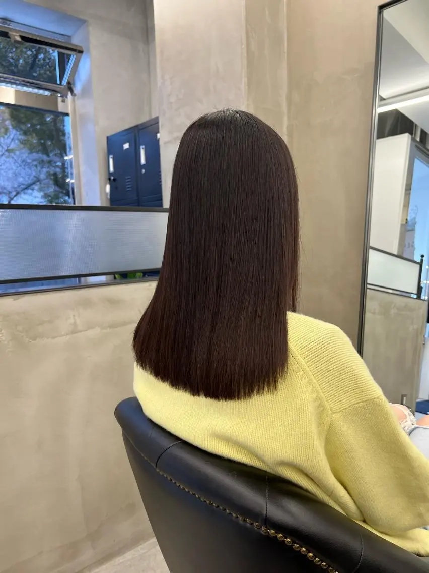 セミロング カット ヘアカラー トリートメント よしのり genieeのヘアスタイル