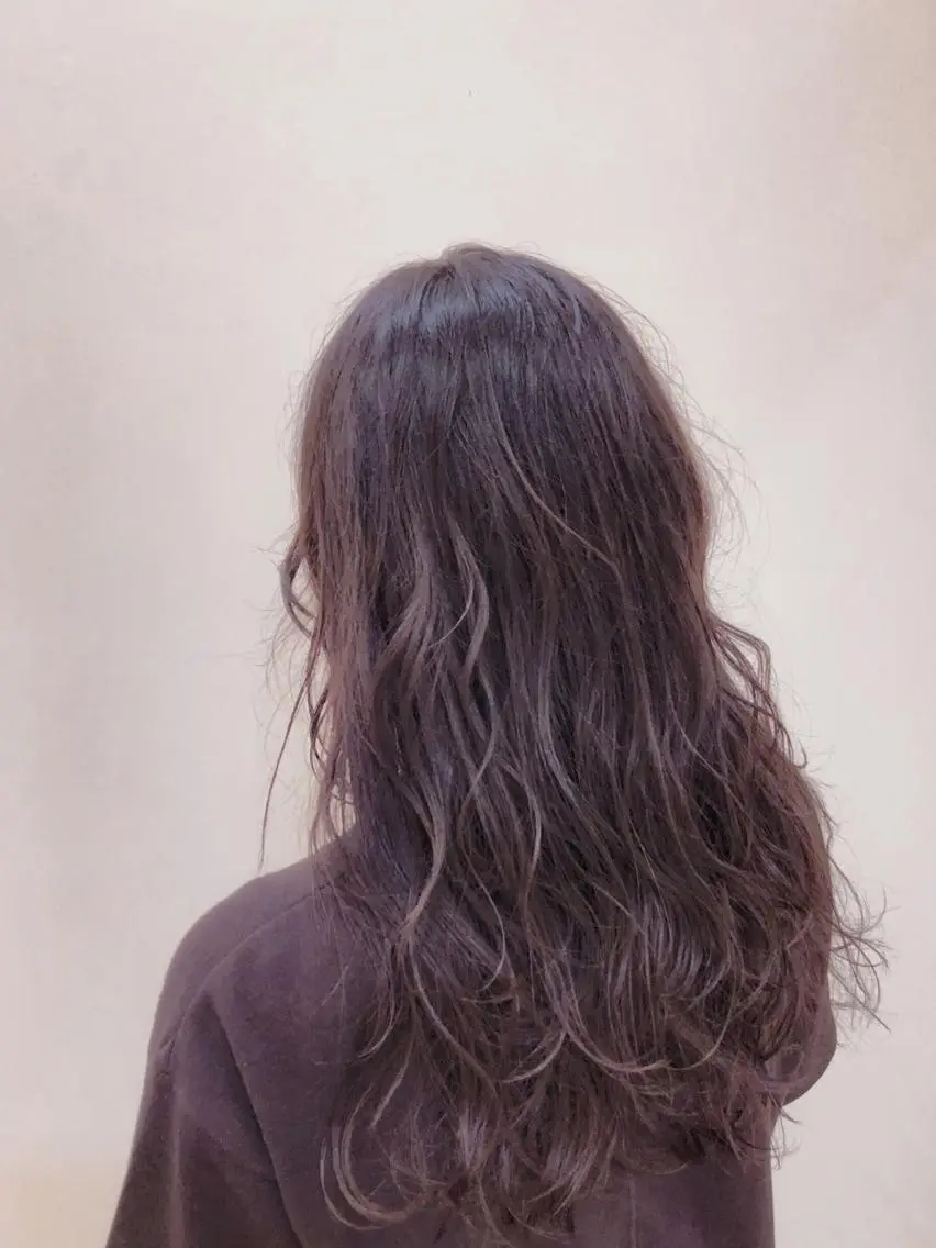 カラー ブリーチ ハイライトカラー 東梅田エリアカラー ヘアセットNo. 1のヘアスタイル