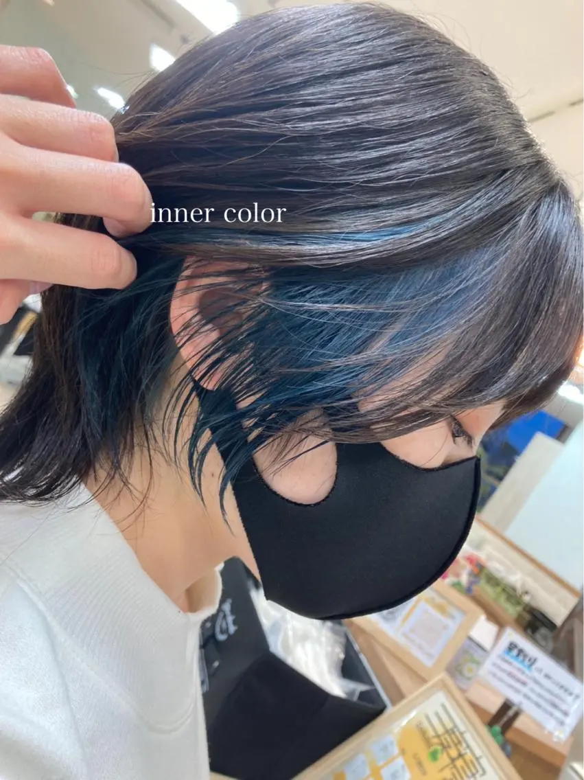 ショート カラー 切りっぱなしボブ ショートボブ ハンサムショート ブリーチ イヤリングカラー カット ヘアカラー トリートメント 初めてのショート お任せください✂️のヘアスタイル