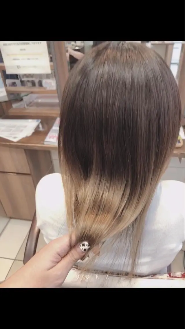 ロング カラー ベージュカラー グラデーションカラー 福見 美保のヘアスタイル