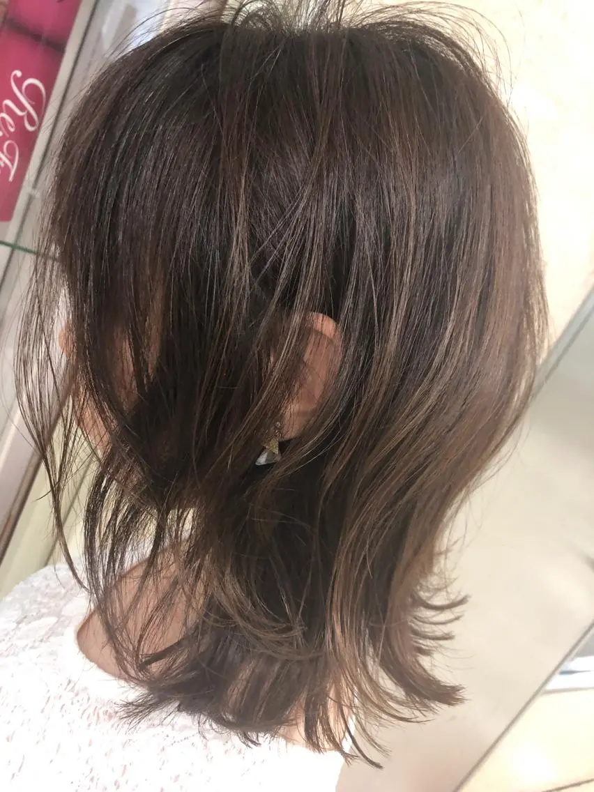 ミディアム カラー ベージュカラー フォギーベージュ カット ヘアカラー トリートメント 菅村 勇亮のヘアスタイル