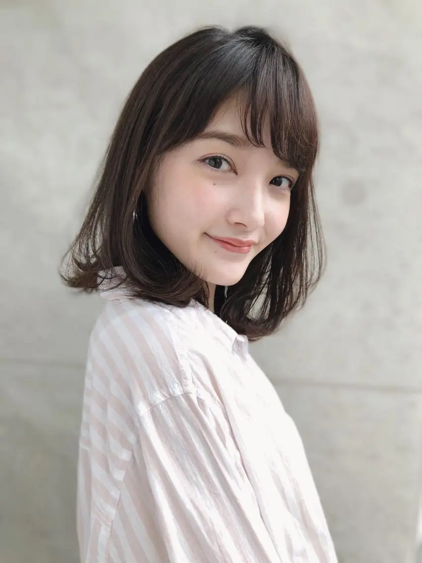 ミディアム ヒラヤマ ユウスケのヘアスタイル