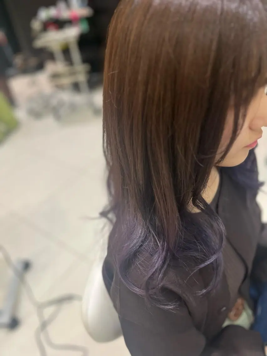 ロング パープルカラー 田浦 大樹のヘアスタイル