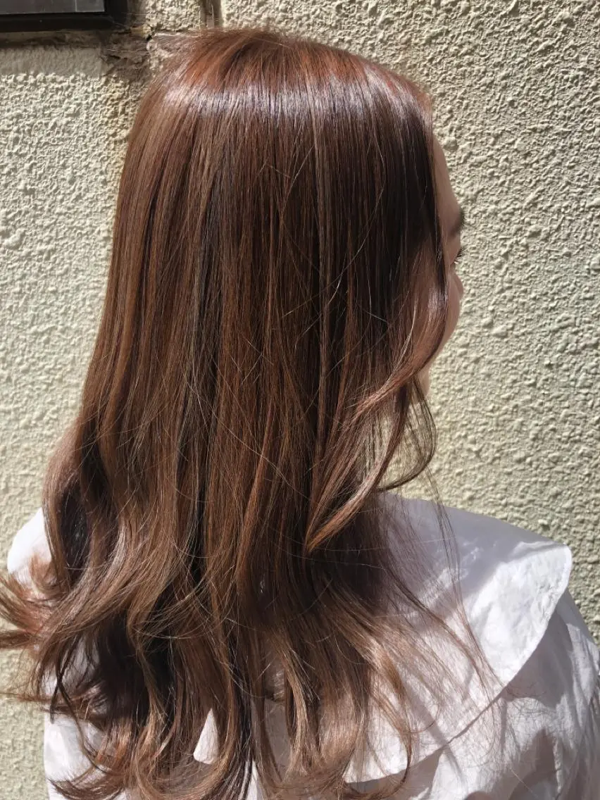 ロング ヘアカラー トリートメント 艶カラー🩵💛 NANAのヘアスタイル