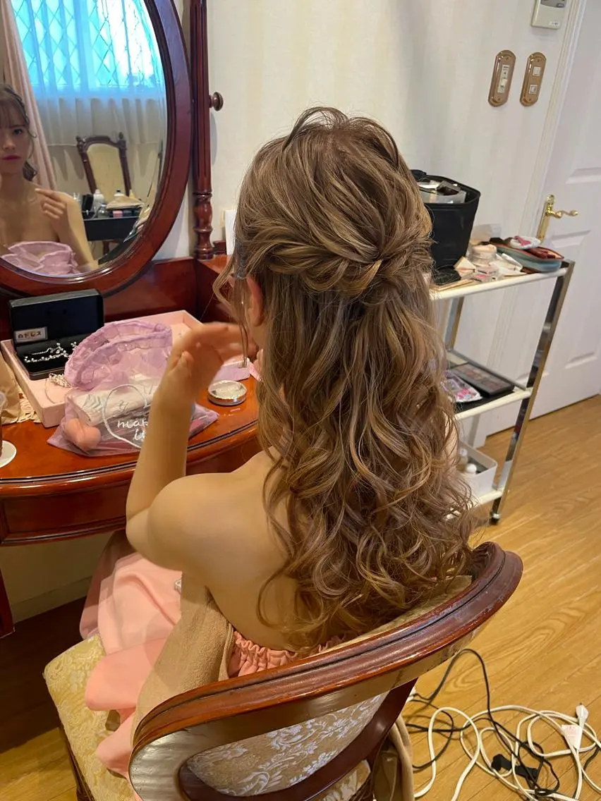 ヘアアレンジ ハーフアップ 結婚式・ブライダル オノ アカネのヘアスタイル