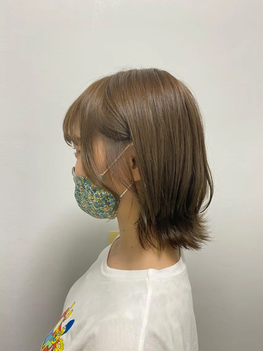 セミロング カラー ヘアアレンジ 韓国風ベージュ🤎 赤みなし🌿横浜🤎のヘアスタイル