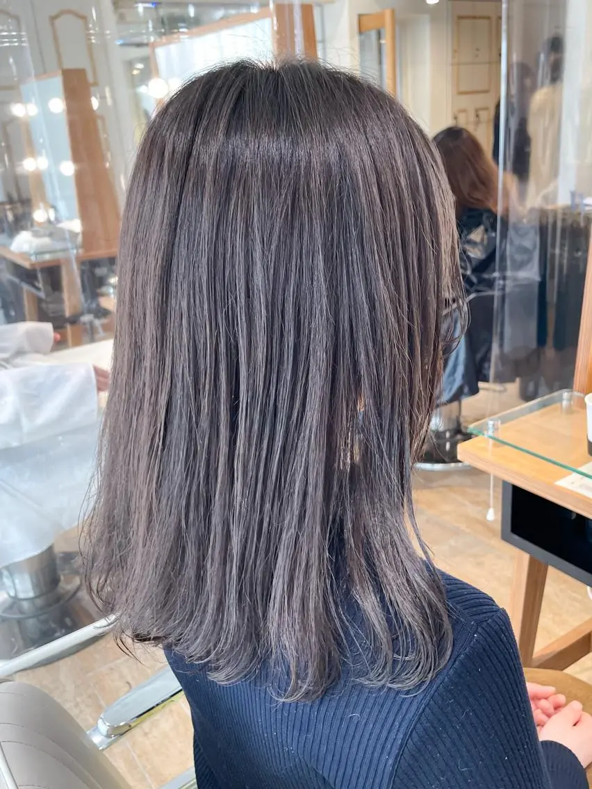 セミロング カラー ブリーチ 透明感カラー グレージュ ブリーチなしカラー ✨カラー支持No.1 🧸ワキ カナコ🧸のヘアスタイル