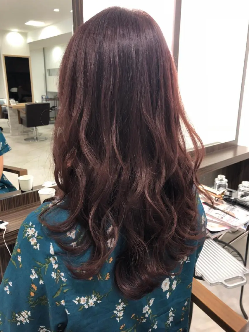 ロング カラー レッドカラー YUDA 湯田のヘアスタイル