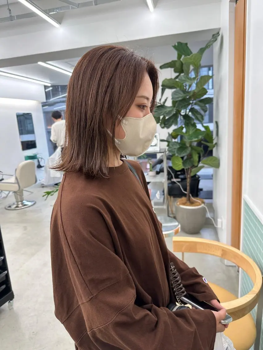 ミディアム カラー ベージュカラー ブリーチ ブラウンカラー ブラウンベージュ ブリーチなしカラー カット ヘアカラー トリートメント ボブ/レイヤー/ケア パーマ/リュウタのヘアスタイル