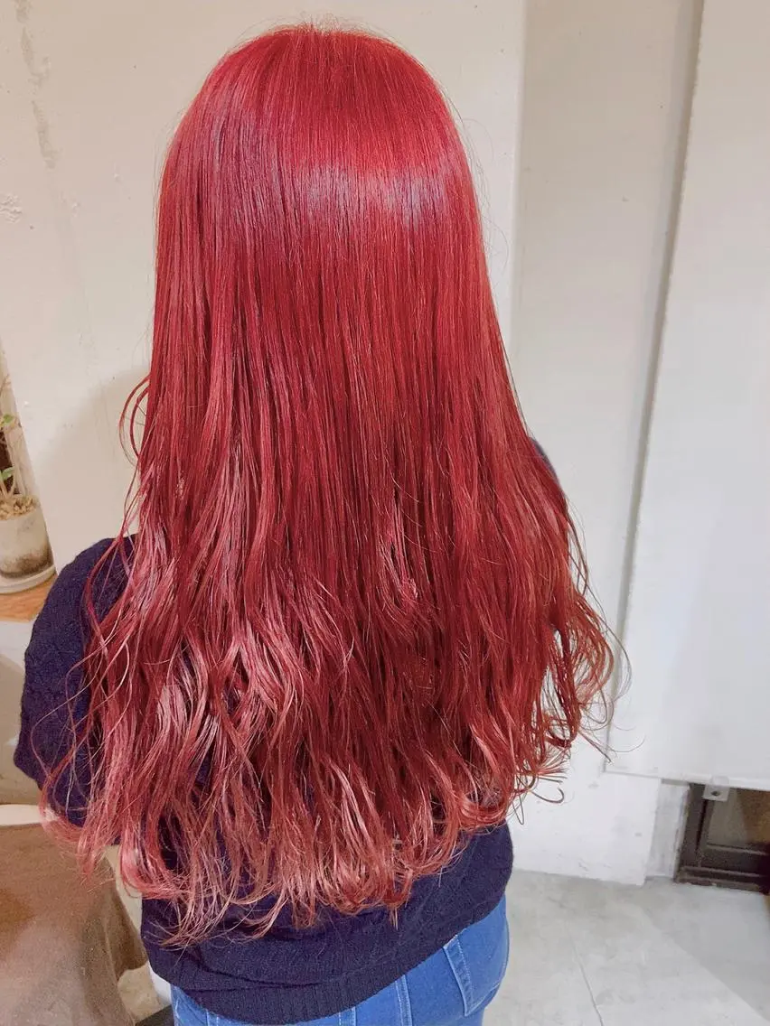 ロング カラー パーマ ヘアアレンジ ブリーチ カット ヘアカラー ちこ .のヘアスタイル